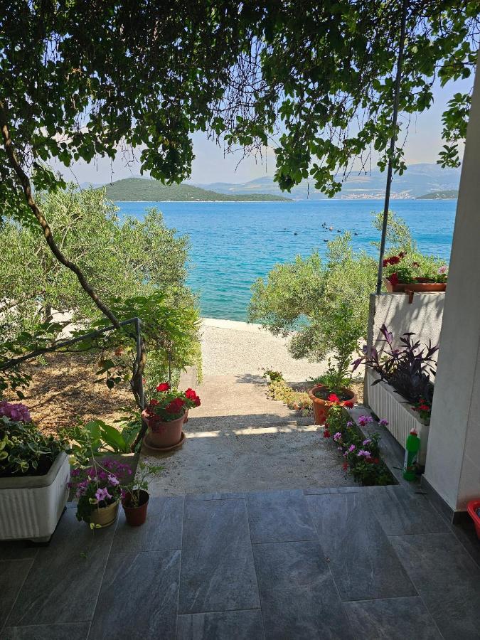 Apartments By The Sea Cove Pjestata, Peljesac - 10210 Janjina 外观 照片